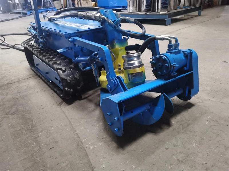 中泥租赁：市政工程河道与管道清淤的全能伙伴